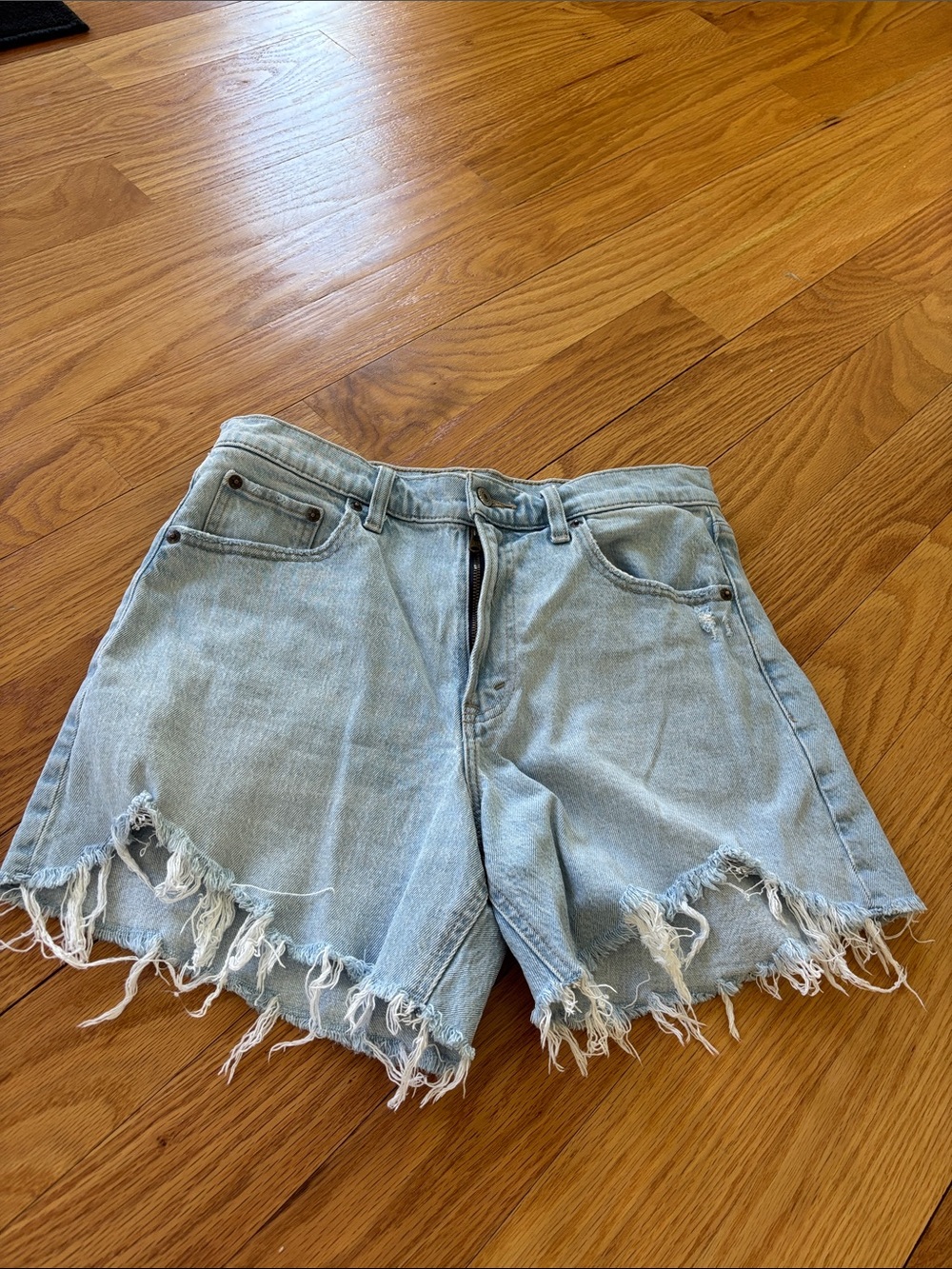 Abercrombie Jean shorts - Picture 1 of 3